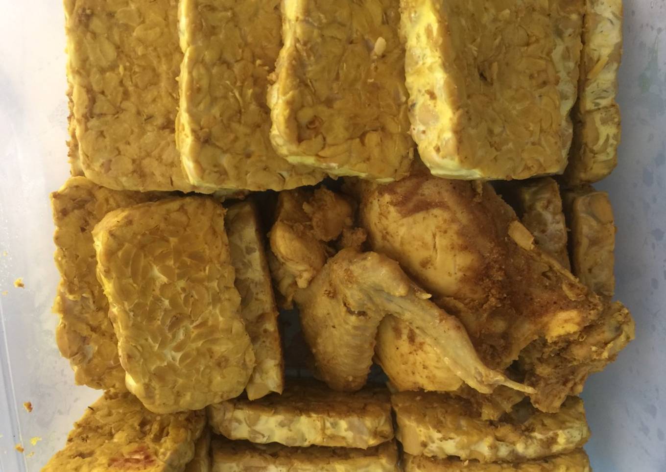 Ayam dan tempe ungkep untuk stock lauk