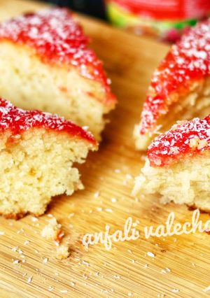 A picture of Eggless honey cake.