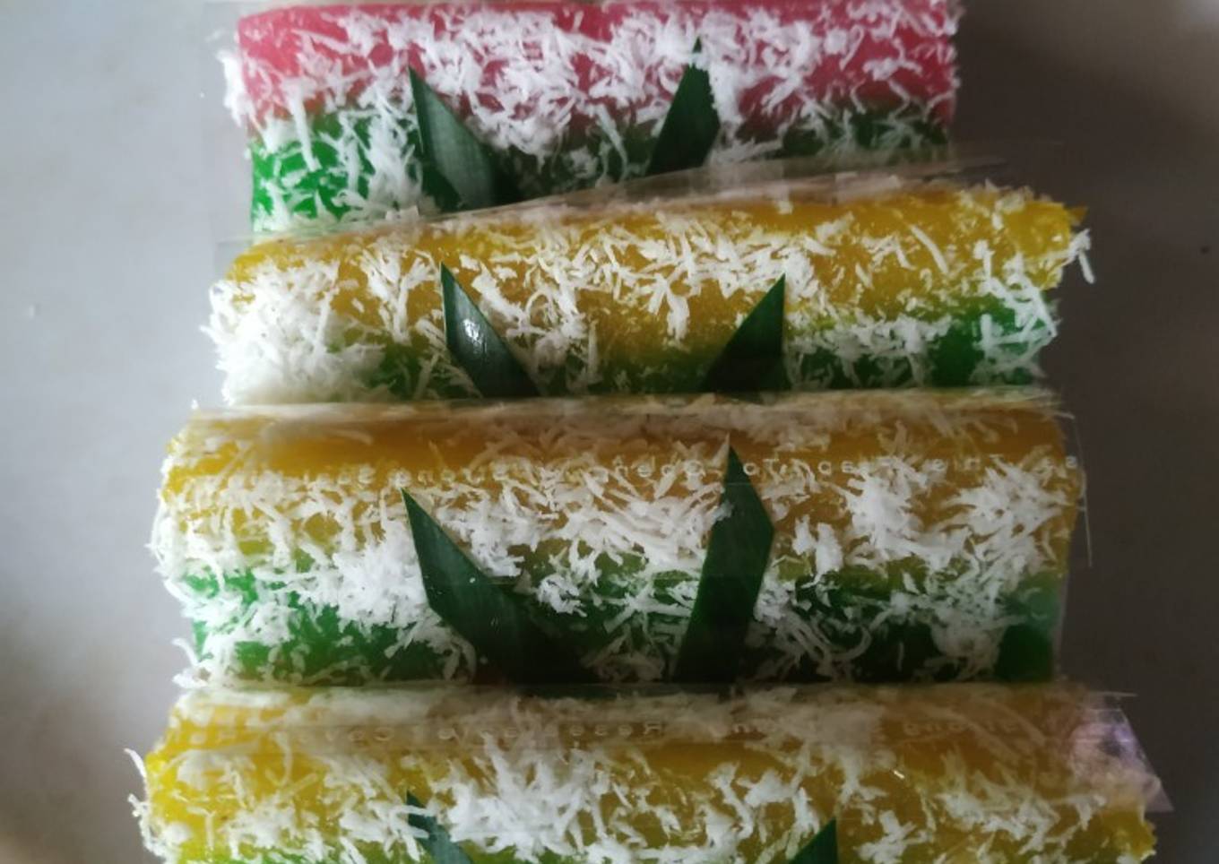 Kue lapis singkong