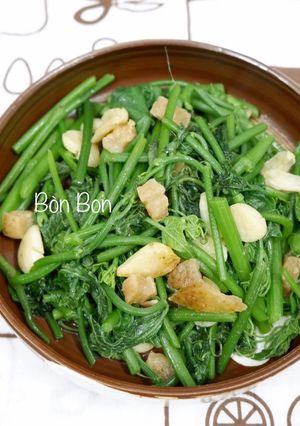 Hình của món Đọt Su Su Xào Tỏi.