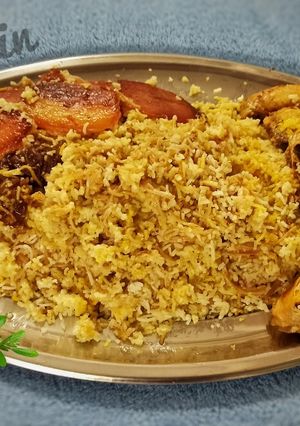عکسی از دستور ته چین رشته پلو با مرغ
