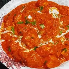 A picture of Paneer butter masala.