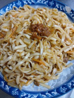 辣味肉醬乾麵 的食譜成品照片