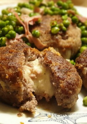 Foto di Polpette di carne ripiene con mozzarella senza uova
