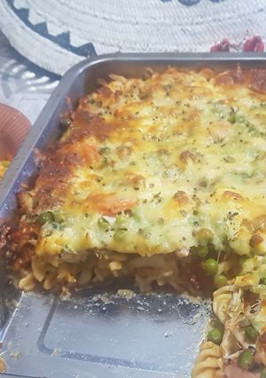 A picture of Cheese layered pasta bake.