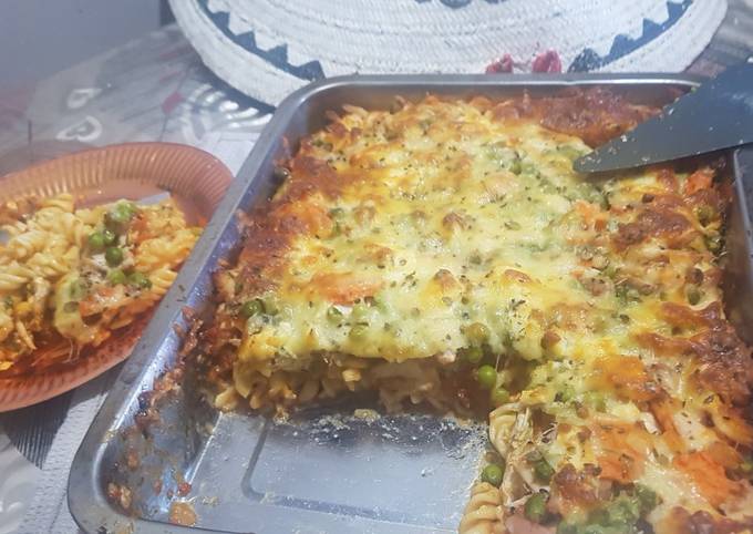 How to Prepare Speedy Cheese layered pasta bake