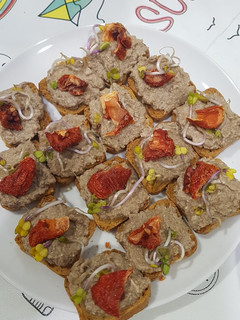Una foto de Paté de champiñones y nueces (Thermomix)