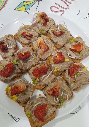 Una foto de Paté de champiñones y nueces (Thermomix)