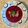 Salmorejo de remolacha con alcachofas