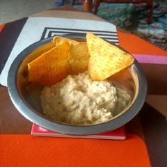 A picture of Nutty hummus.