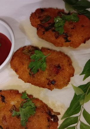 पोहा कटलेट (Poha cutlet recipe in hindi) रेसिपी मुख्य फोटो