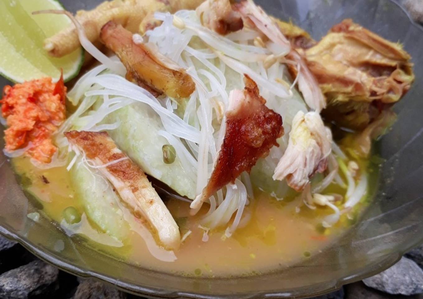 Soto Ceker & Kepala Ayam