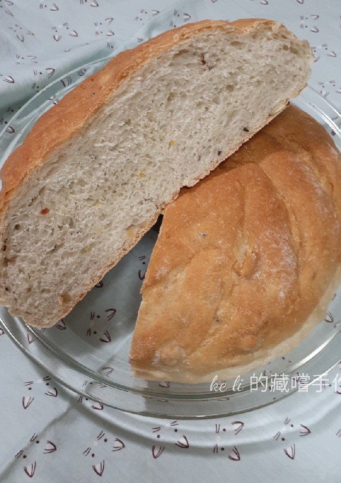 綜合堅果大圓麵包 的食譜成品照片