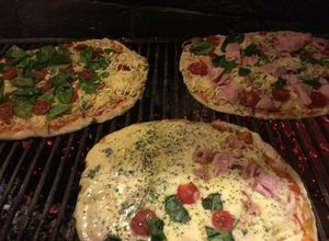 Una foto de Pizzas a la parrilla Silvia 🇺🇾