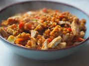 Una foto de lentejas de bote al curry