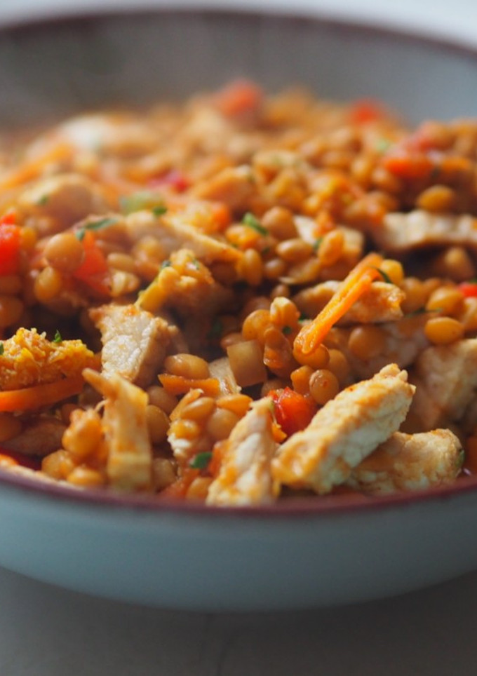 Una foto de Lentejas al curry y cúrcuma
