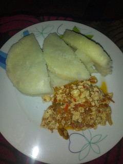 A picture of Yam and egg sauce for dinner.