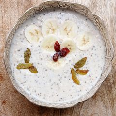 Overnight Oats, Chia Seeds and Banana Smoothie (Healthy no cook breakfast recipe) A picture of Overnight Oats, Chia Seeds and Banana Smoothie (Healthy no cook breakfast recipe).