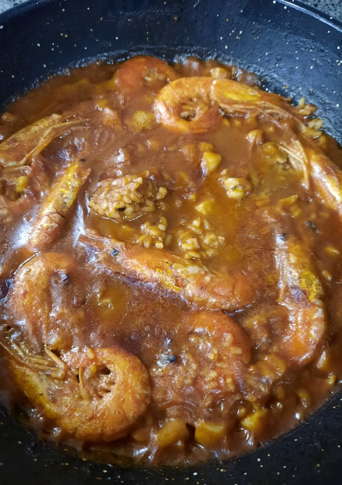 Una foto de Paella de pescado