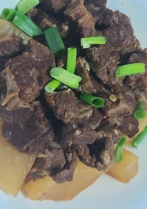紅燒牛腩 的食譜成品照片