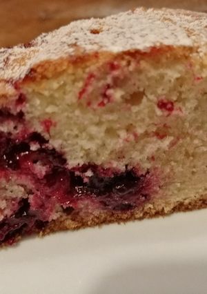 Foto di Torta variegata alle more