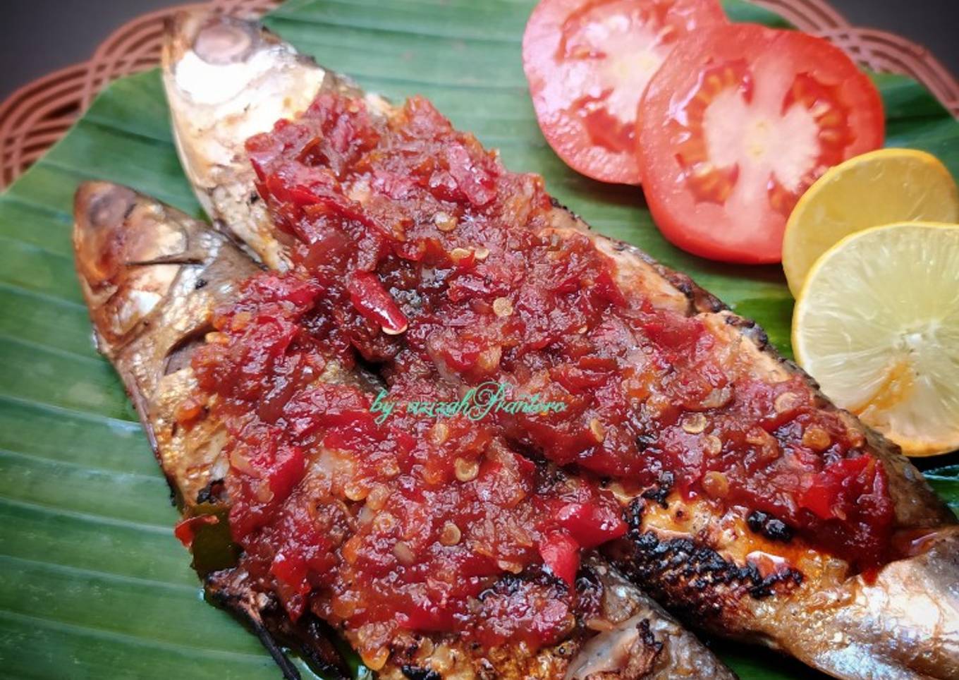 Bandeng bakar parape pedas manis