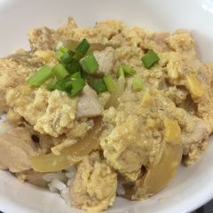A picture of Japanese Oyako Don (Chicken & Egg on Rice).