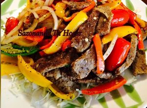 Una foto de Fajitas de Res a mi estilo🐄🐄