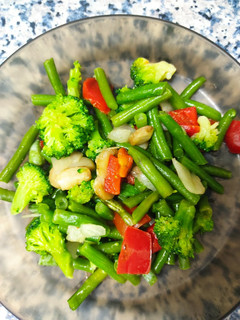 Una foto de Salteado de verduras