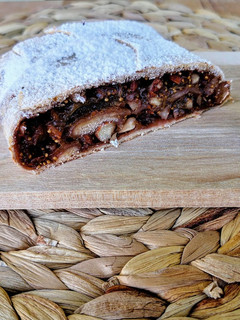 Foto di Strudel fichi e mandorle