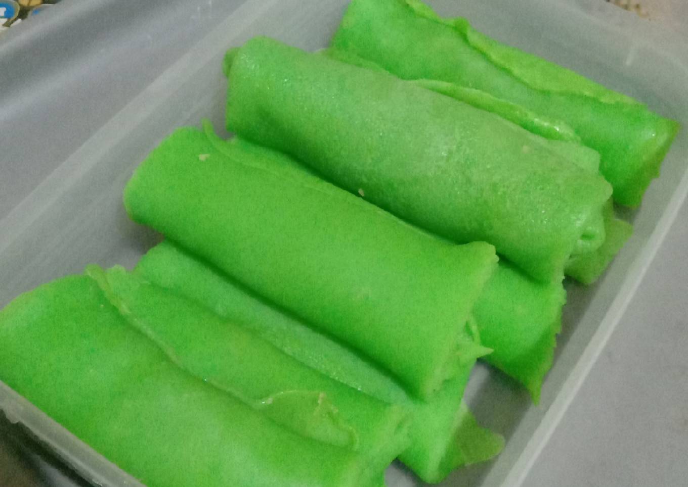 Dadar Gulung isi Kinca Kelapa