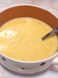 Tejfölös kukorica-krémleves recept fotója