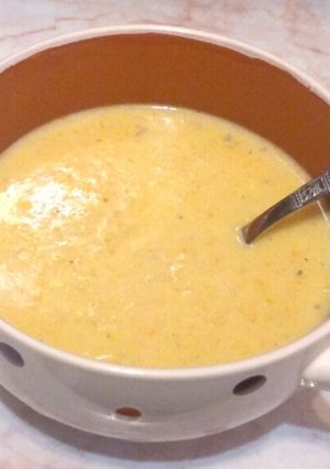 Tejfölös kukorica-krémleves recept fotója