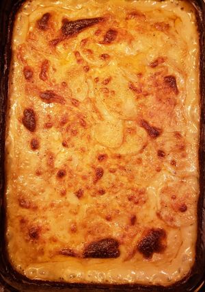 A picture of Scalloped Potatoes.