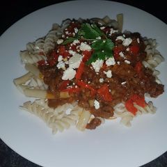 A picture of Beef mince and pasta.