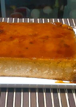 Una foto de Crema Volteada o Flan de Quinua