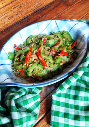 Foto resep Tumis Paria Udang Rebon