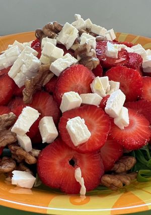 A picture of Sweet and Savoury Salad.