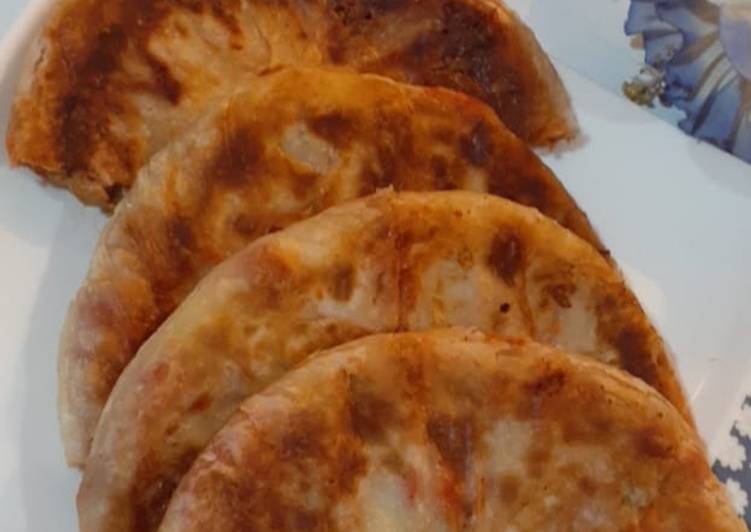 Simple Way to Make Favorite Pizza paratha