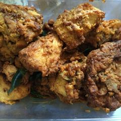 A picture of Ayam Goreng Rempah.