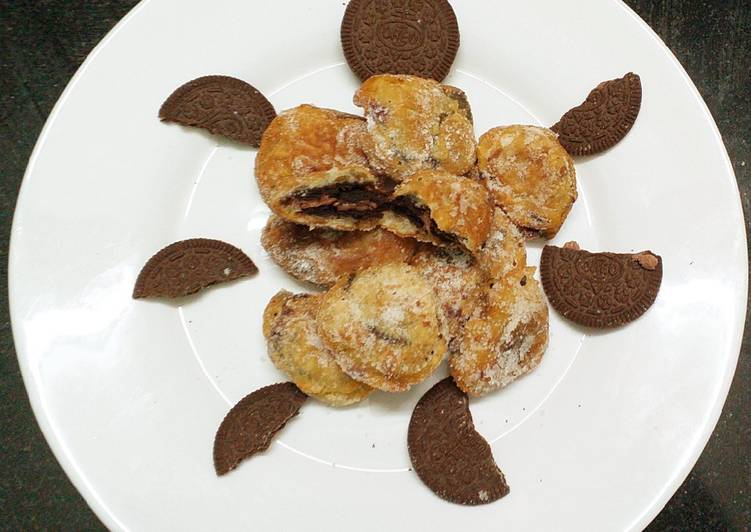Simple Way to Prepare Speedy Deep Fried Oreo Biscuit