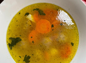 Zöldségleves májgombóc levesbetéttel🥣🥄 recept fotója