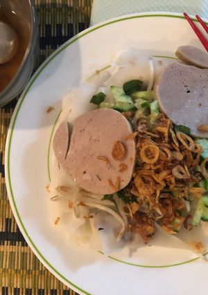 A picture of Bánh cuốn with Pork Filling.