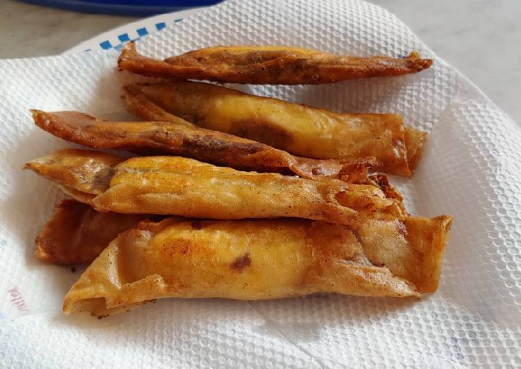 Piscok (pisang coklat)