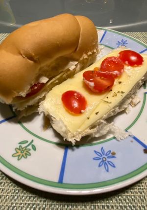 Una foto de Sándwich fácil y fresquito 🍃