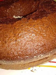 Una foto de Bizcochuelo de chocolate casero, rico y fácil