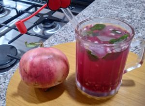 Une photo de Mojito à la grenade pour Elle 🎀🎀🎀🎀🎀🎀