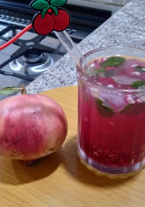 Une photo de Mojito à la grenade pour Elle 🎀🎀🎀🎀🎀🎀