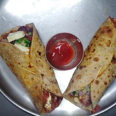 A picture of Roti Roll.