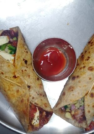 A picture of Roti Roll.